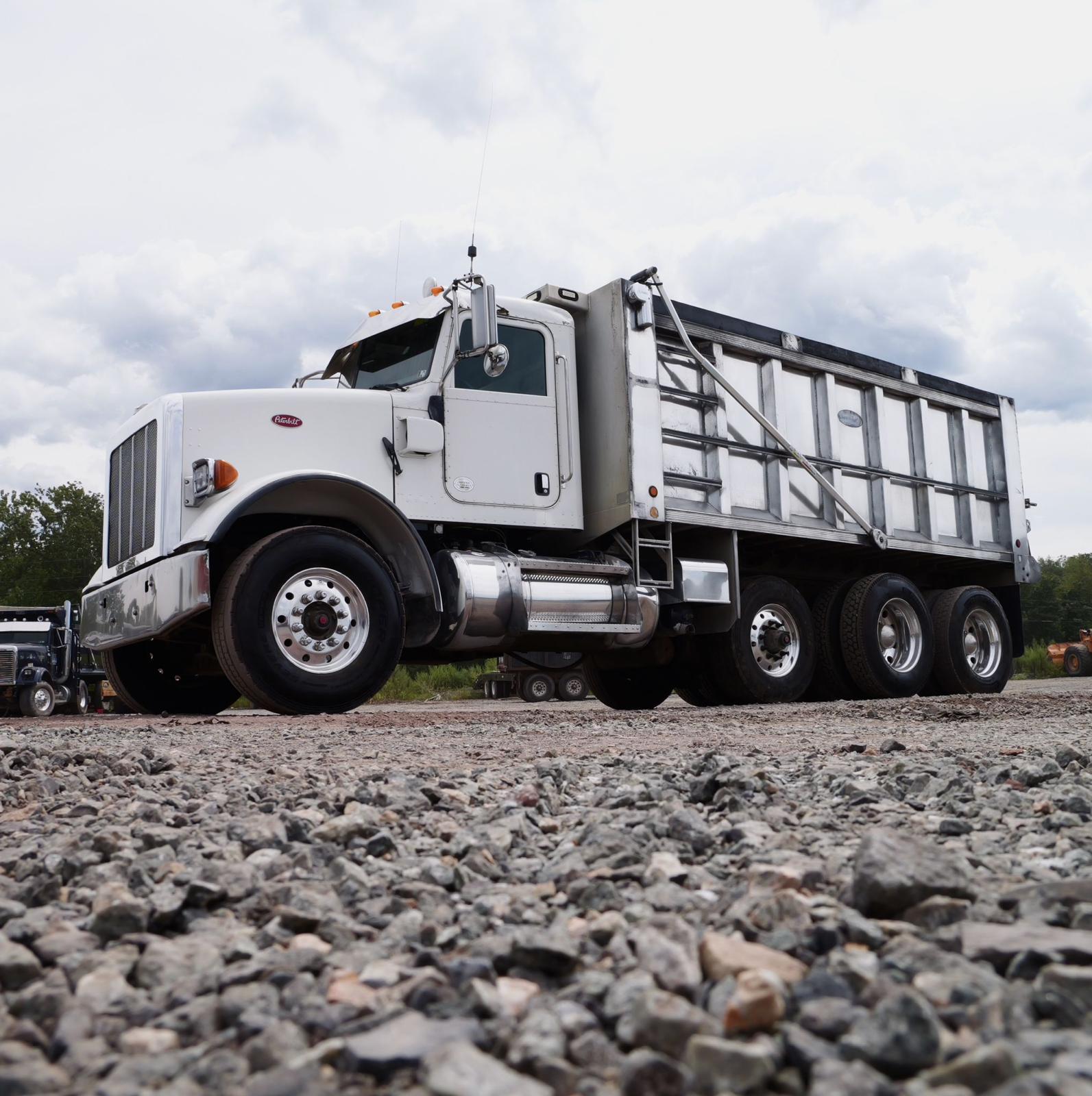 Main view of 2016 Peterbilt 365 Tri Axle Dump (2)